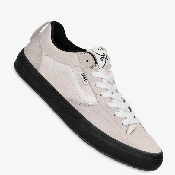 Vans Lizzie Low Shoes - Vintage White/Black - Picture 3 of 5